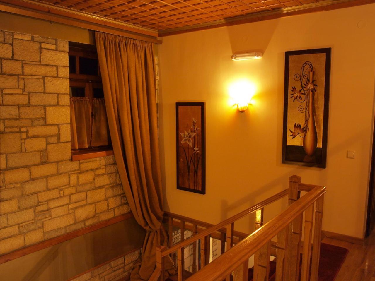 فندق Aggelon Katafygio Asprangeloi المظهر الخارجي الصورة